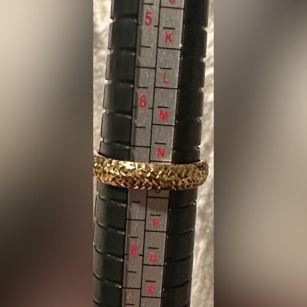 14k vintage Gold Band - Picture 9 of 9